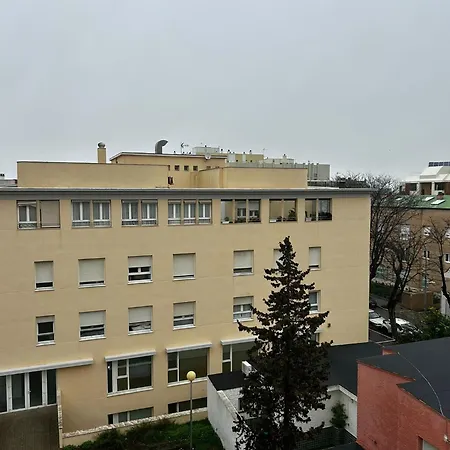 Acogedor En Bahia Blanca, A 3 Min De La Playa Kadyks